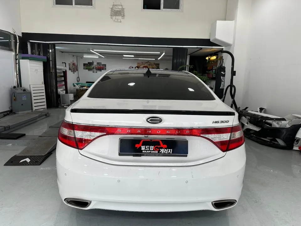 Hyundai Grandeur HGのカーフィルム施工事例 施工写真 1-2