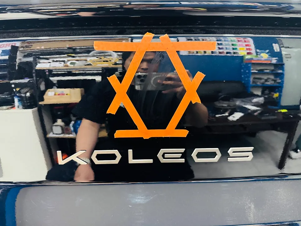 Renault Koleosのカーラッピング事例｜費用目安・仕上がり 施工写真 2-2