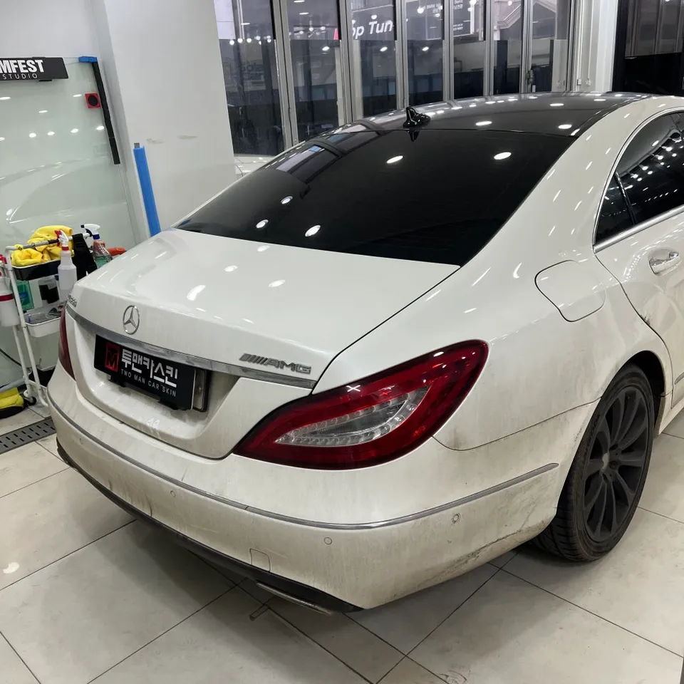 メルセデス・ベンツ CLS63 AMGのカーラッピング事例 施工写真 3-1