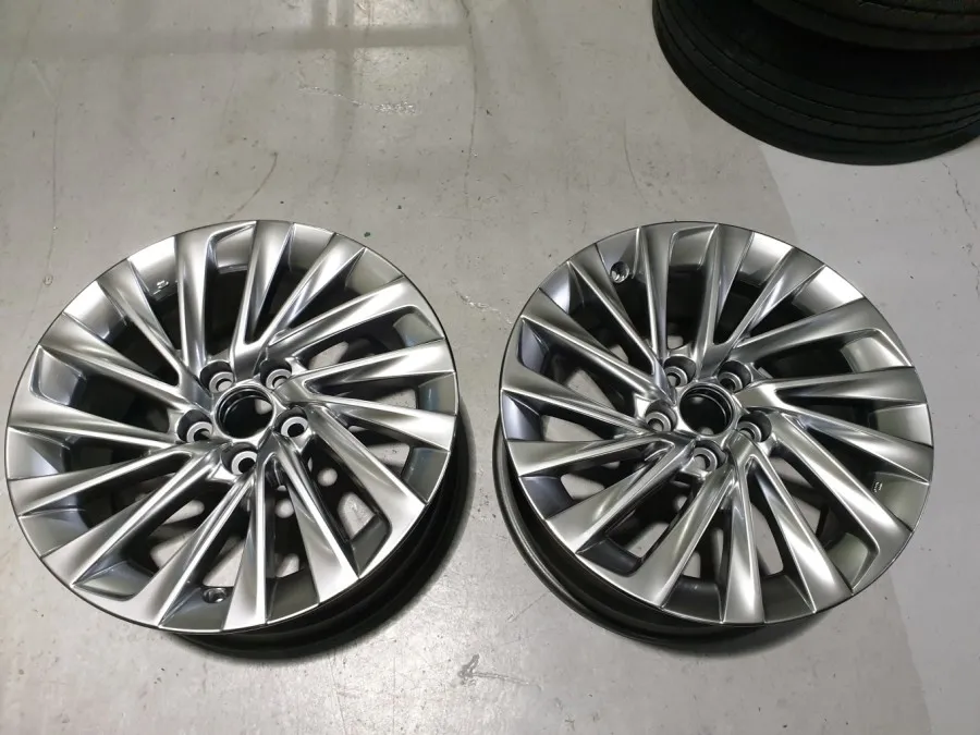 Lexus ES300 body repair - Lexus ES300 Car Paint Repair Review — Flawless Hyper Silver Finis photo 4