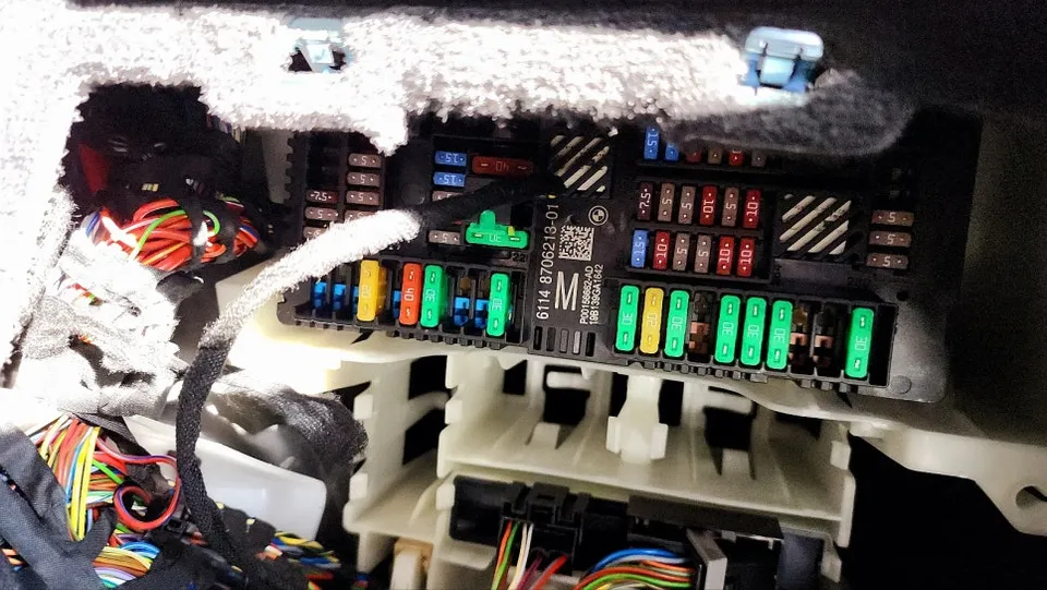 BMW X5 dash cam - BMW X5 Dash Cam Installation Review — Enhanced Security photo 3