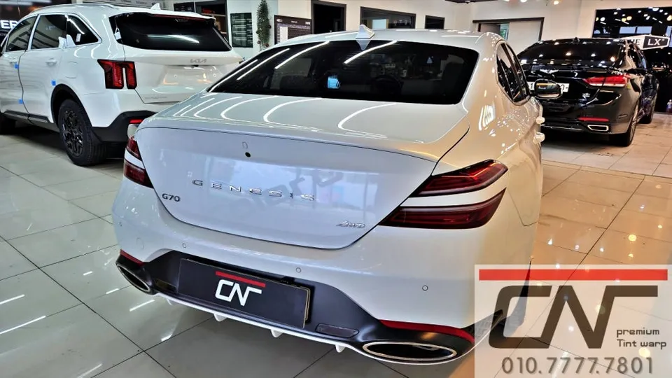 Genesis G70のカーフィルム施工事例｜費用目安と仕上がり 施工写真 3-1