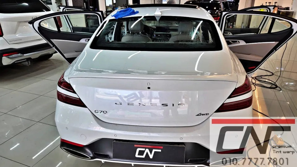 Genesis G70のカーフィルム施工事例｜費用目安と仕上がり 施工写真 4-2