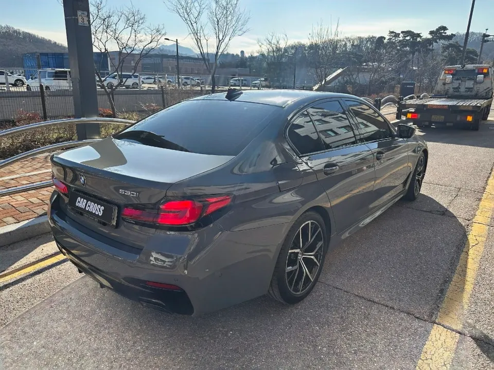 BMW 5 Series G30 PPF施工事例|事故から愛車を守る 施工写真 2-1