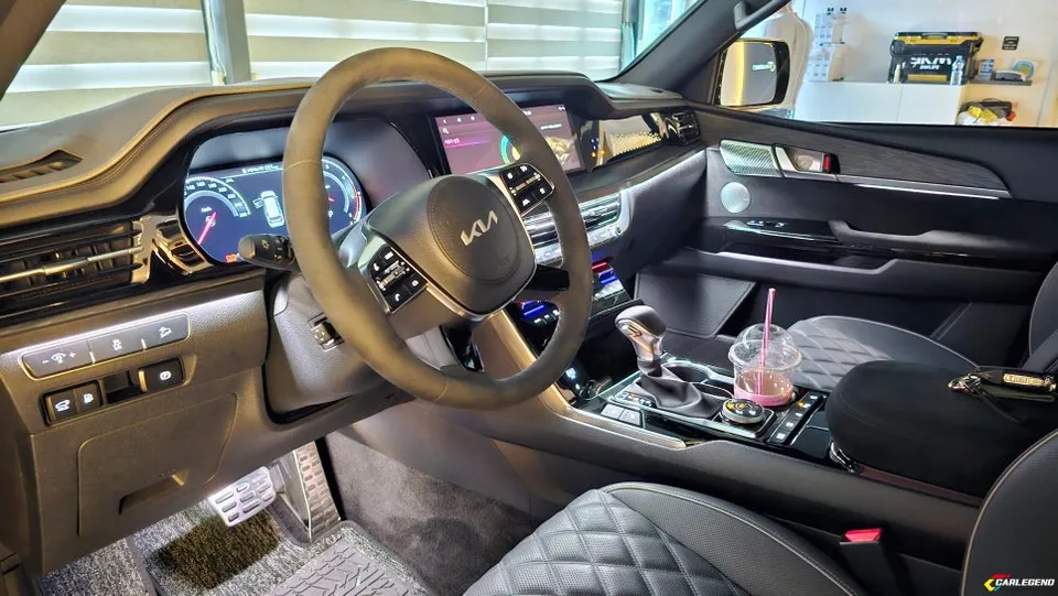 Kia Mohave The Master ambient lighting - Kia Mohave Ambient Lighting Review — Premium Interior LED Upgrade photo 4