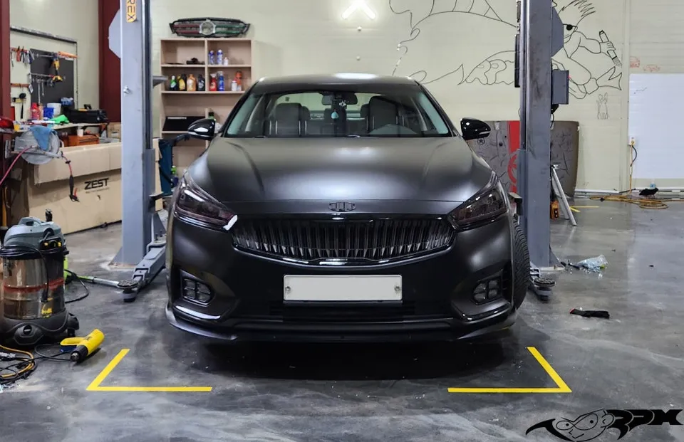 Kia K7のカーラッピング事例 施工写真 6