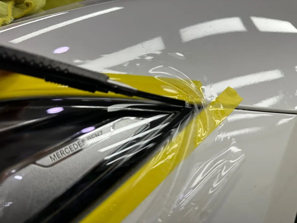 Mercedes-Benz CLSのヘッドライトPPF施工事例｜費用目安・効果 施工写真 1-3