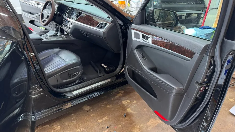 Genesis G80 seat ventilation - Genesis G80 Seat Ventilation & Heating Review — Enhanced Comfort photo 4