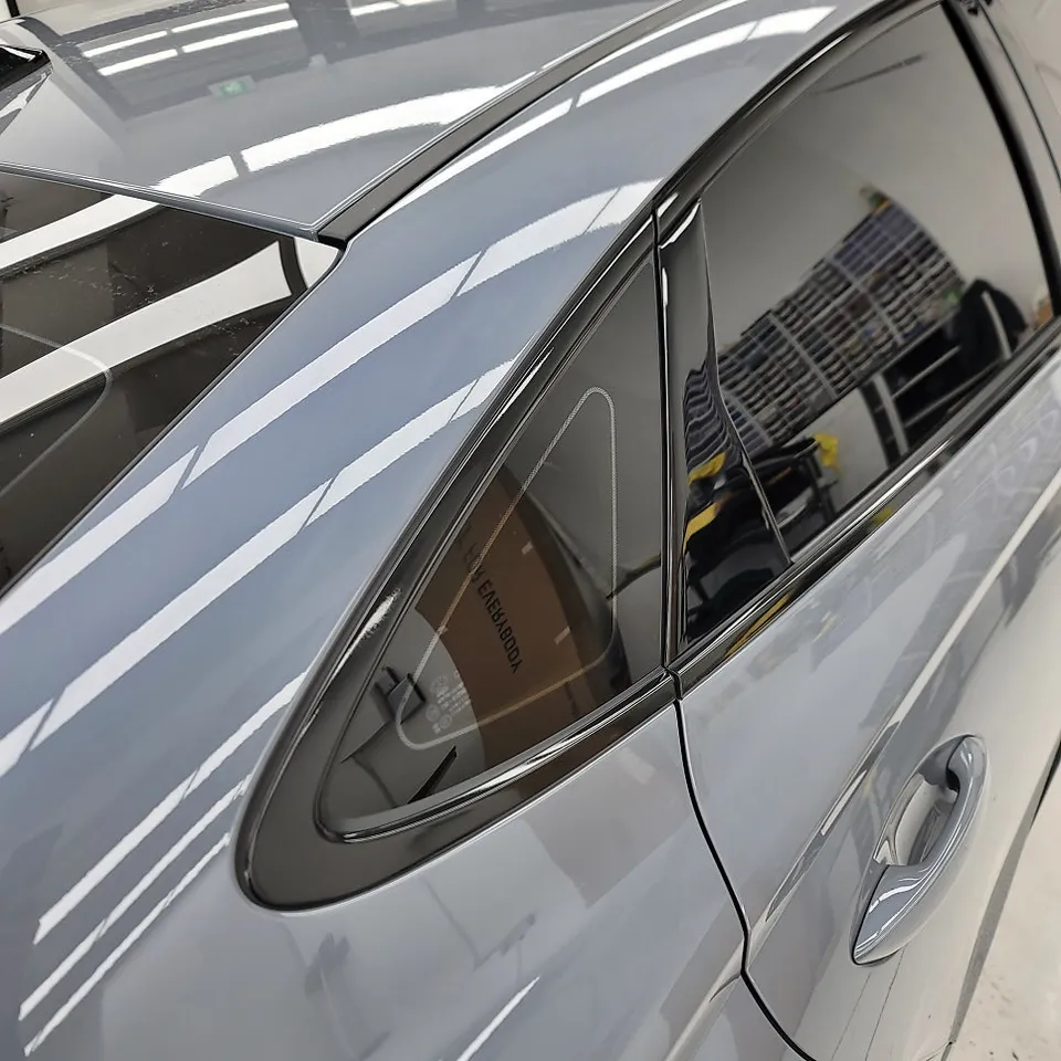 Hyundai Sonata DN8のカーラッピング事例|クローム除去 施工写真 3-2