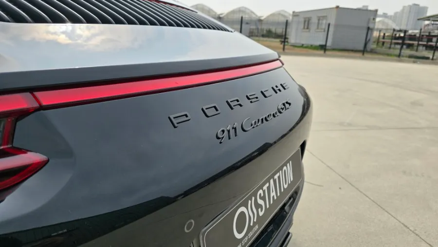 ポルシェ911のPPF再施工事例｜6年経過の黄ばみ・剥がれを除去 写真