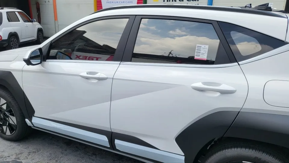 Hyundai Elantraのドラレコ取付事例|費用目安と仕上がり 施工写真 3-2
