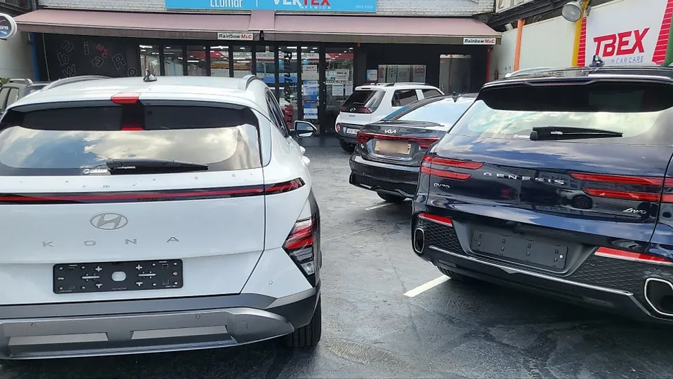 Hyundai Elantraのドラレコ取付事例|費用目安と仕上がり 施工写真 3-3