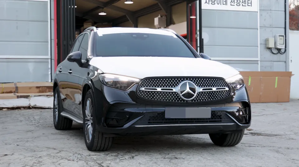 Mercedes-Benz GLC X254 body kit - Mercedes-Benz GLC X254 Body Kit Review: AMG Style Upgrade photo 4