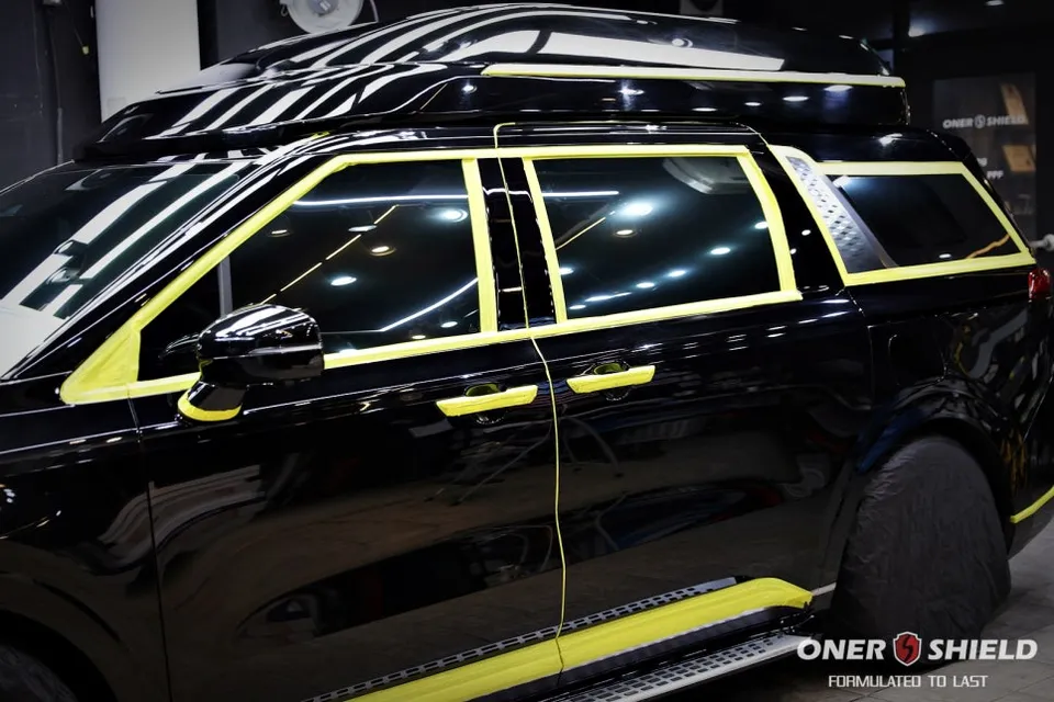 Kia Carnival 4th Genのガラスコーティング事例|費用目安・仕上がり 施工写真 1-3