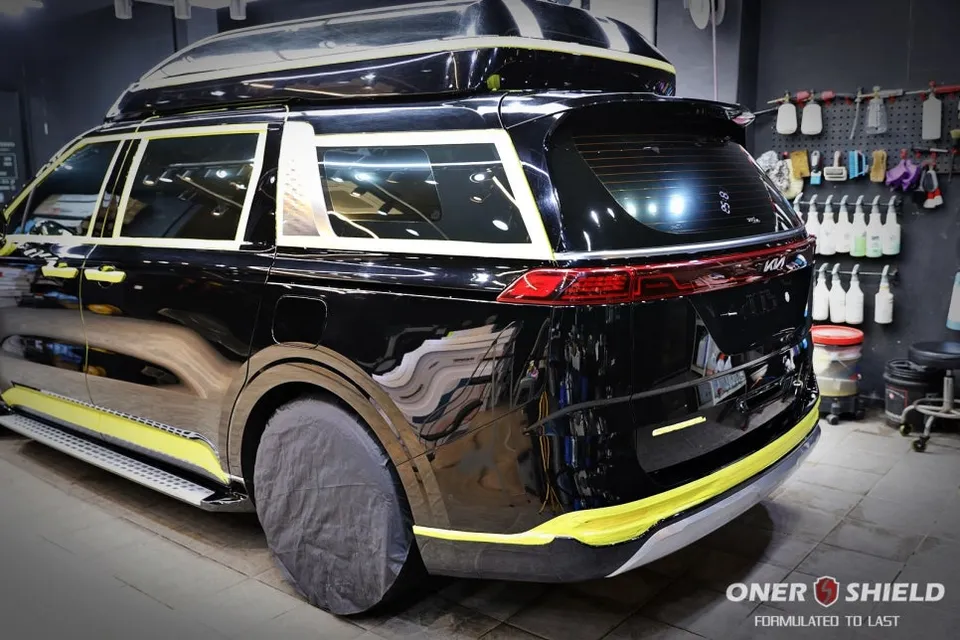 Kia Carnival 4th Genのガラスコーティング事例|費用目安・仕上がり 施工写真 2-3