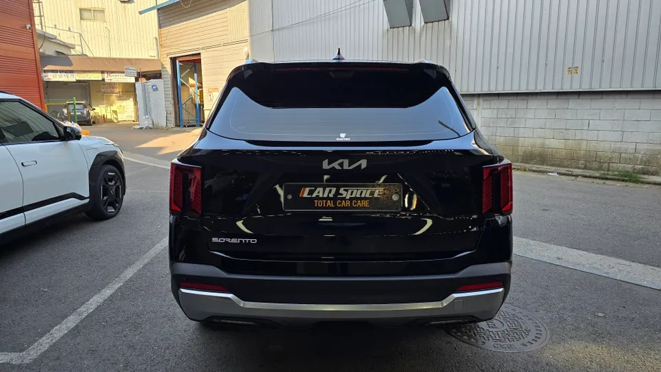 Kia SorentoのPPF施工事例｜費用目安と仕上がり 施工写真 1-2