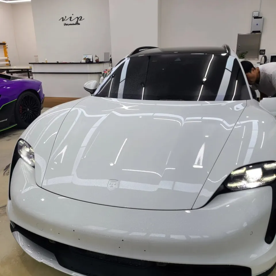 Porsche Taycan PPF施工事例|費用目安と仕上がり 施工写真 3-3