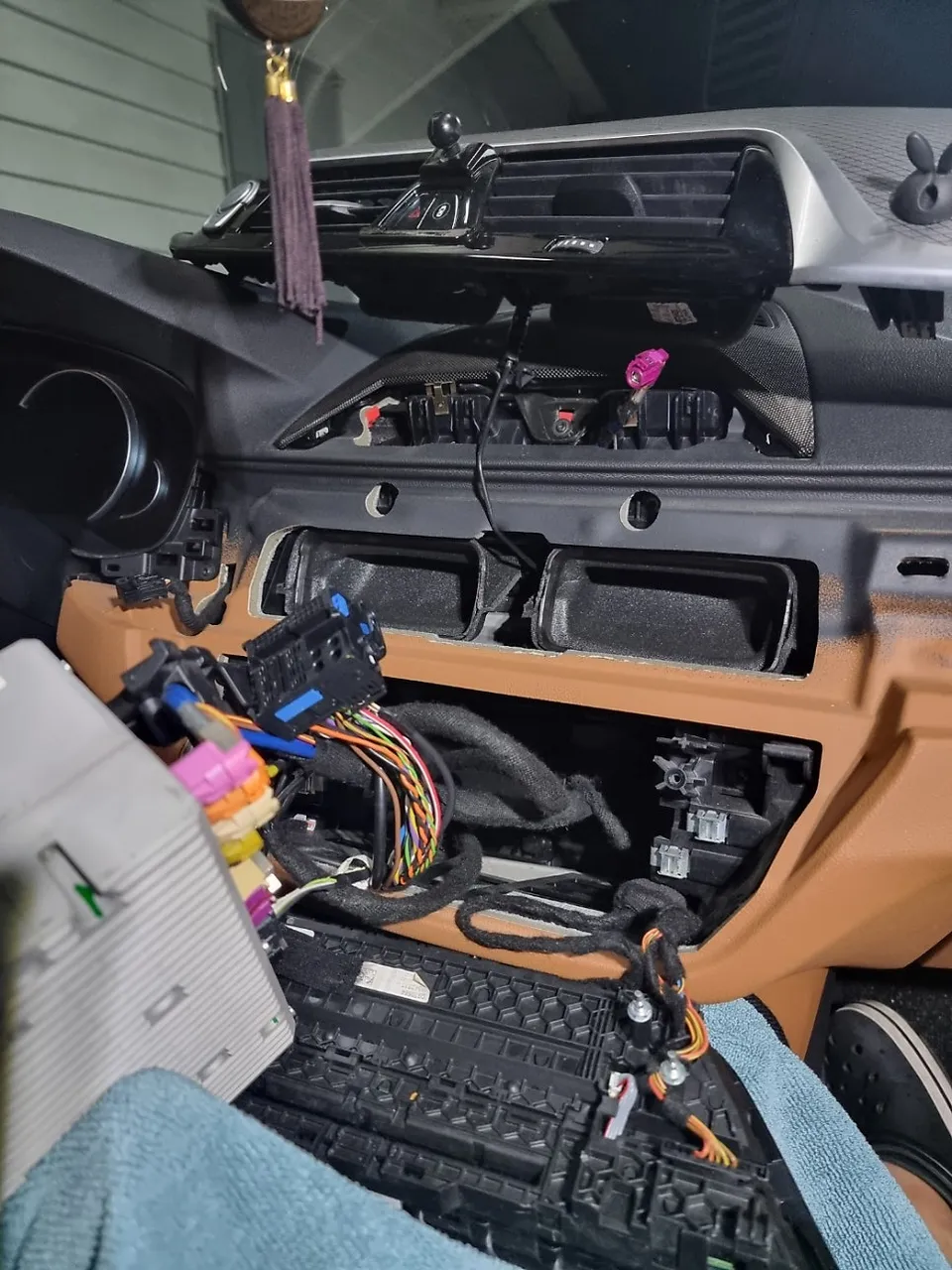 BMW 5 Series G30 android head unit - BMW G30 Android Head Unit Upgrade Review photo 4