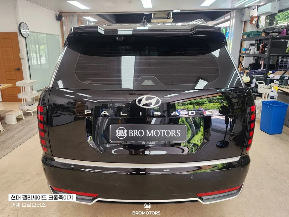 Hyundai Palisadeのカーラッピング事例｜費用目安・仕上がり 施工写真 2-3