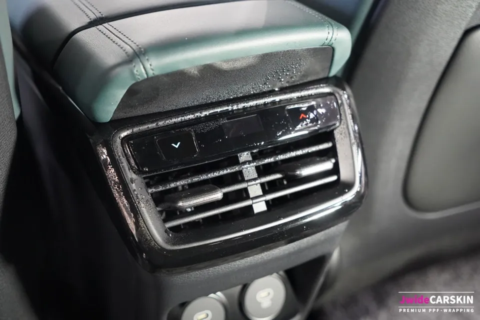 Kia K8の室内PPF施工事例｜費用目安と仕上がり 施工写真 1-2