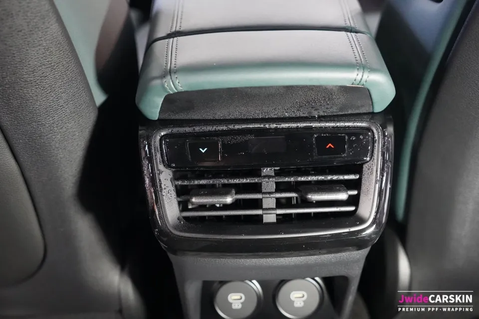 Kia K8の室内PPF施工事例｜費用目安と仕上がり 施工写真 2-2