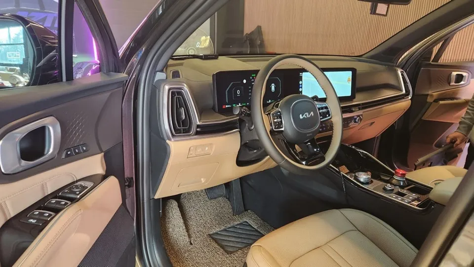 Kia Sorento MQ4 ambient lighting - Kia Sorento MQ4 Ambient Lighting Review — Cost & Results photo 3