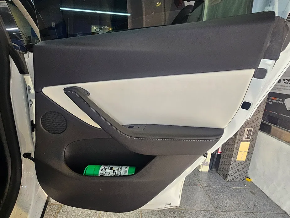 Tesla Model Y ambient lighting - Tesla Model Y Ambient Lighting Review — Interior Upgrade photo 4