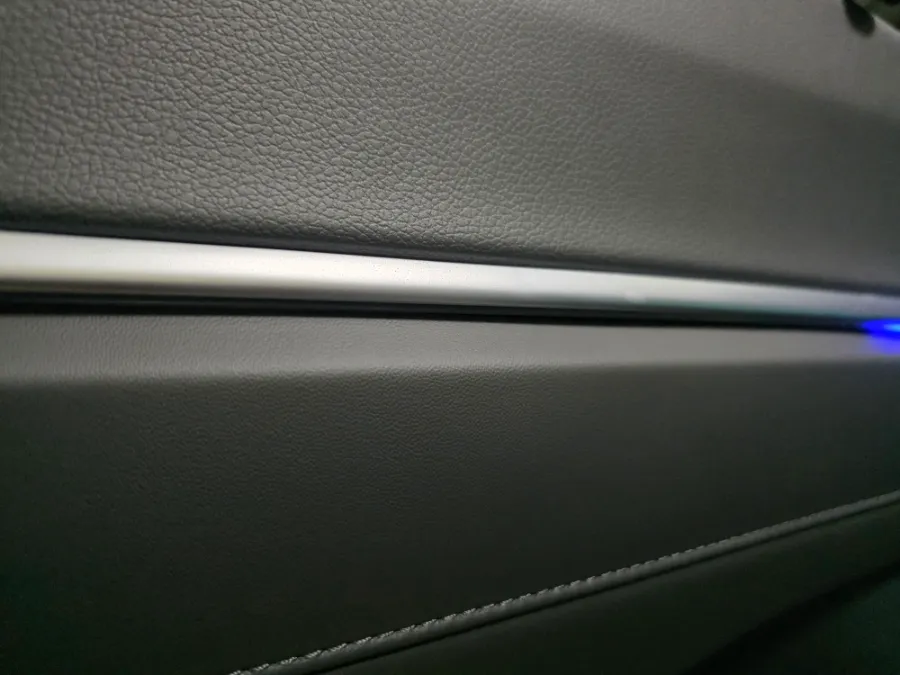 Hyundai Grandeur IG ambient lighting - Hyundai Grandeur IG Ambient Lighting Review — Cost & Results photo 3