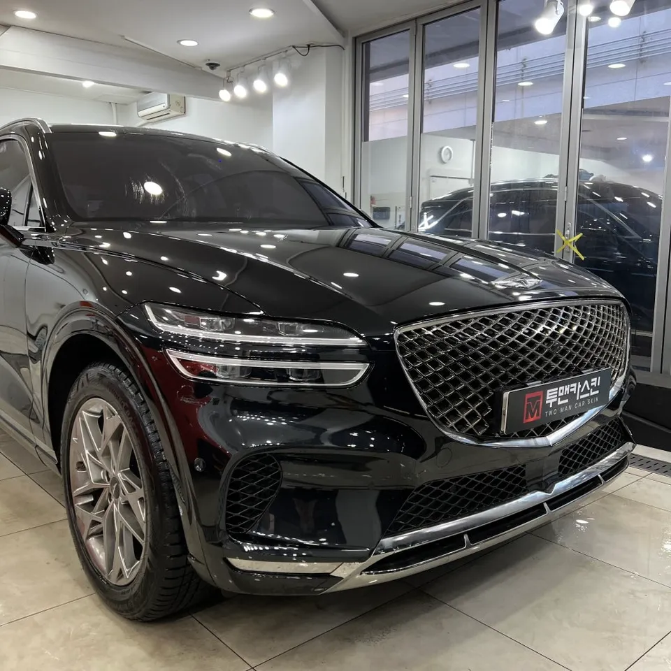 Genesis GV70のカーラッピング事例｜費用目安・仕上がり 施工写真 2-1