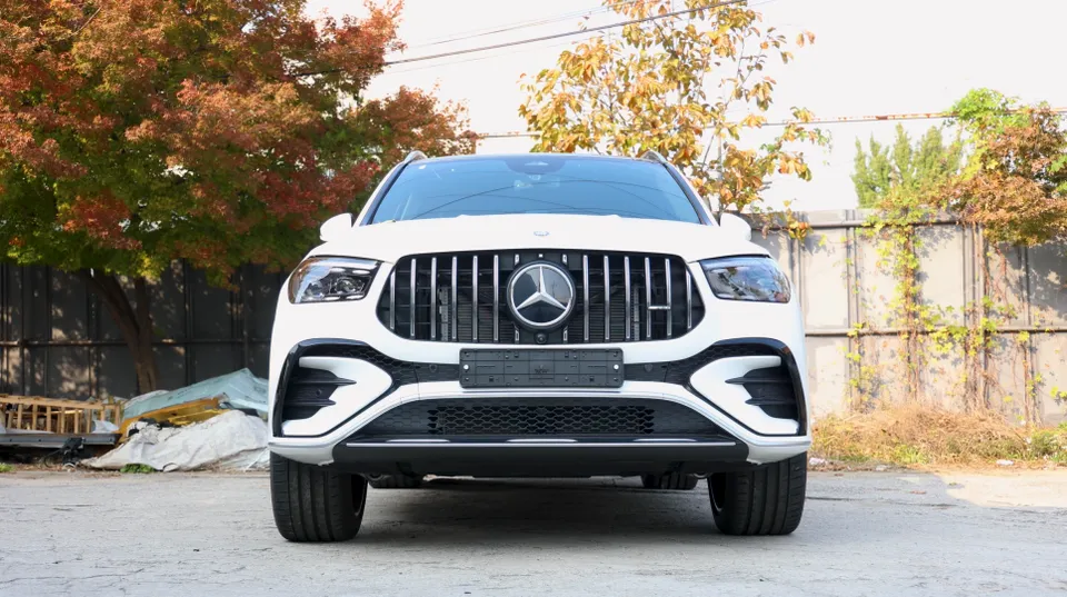 Mercedes-Benz GLE53 AMG C167 interior customization review
