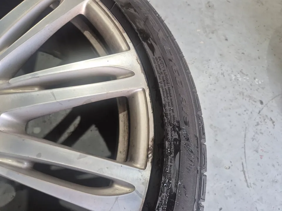 Audi A8 wheel repair - Audi A8 Wheel Repair & Painting Review — Restored Finish photo 4