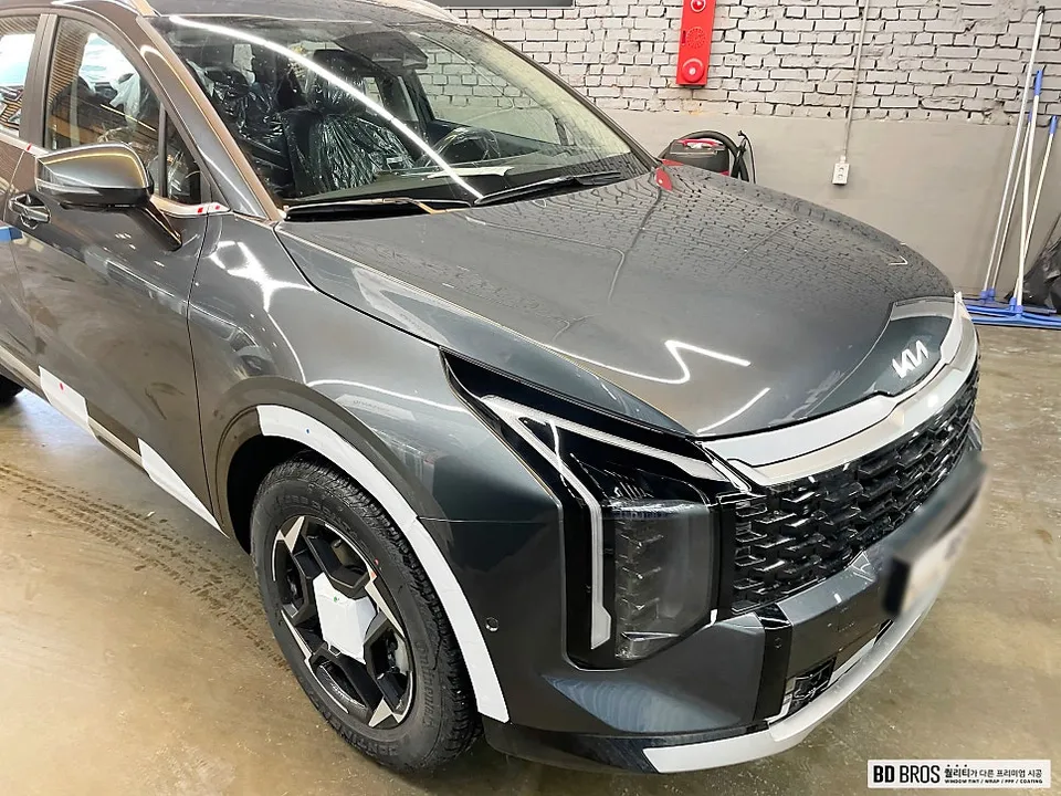 Kia Sportageのカーフィルム施工事例|費用目安・仕上がり 施工写真 1-1