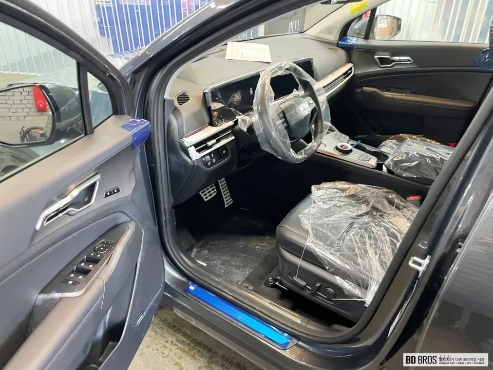 Kia Sportageのカーフィルム施工事例|費用目安・仕上がり 施工写真 2-1