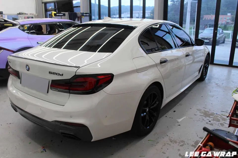 BMW 5 Series G30 vinyl wrap - BMW 5 Series G30 Vinyl Wrap Review: Brooklyn Grey Upgrade photo 4