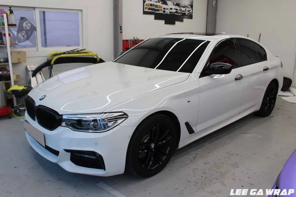 BMW 5 Series G30 vinyl wrap - BMW 5 Series G30 Vinyl Wrap Review: Brooklyn Grey Upgrade photo 6