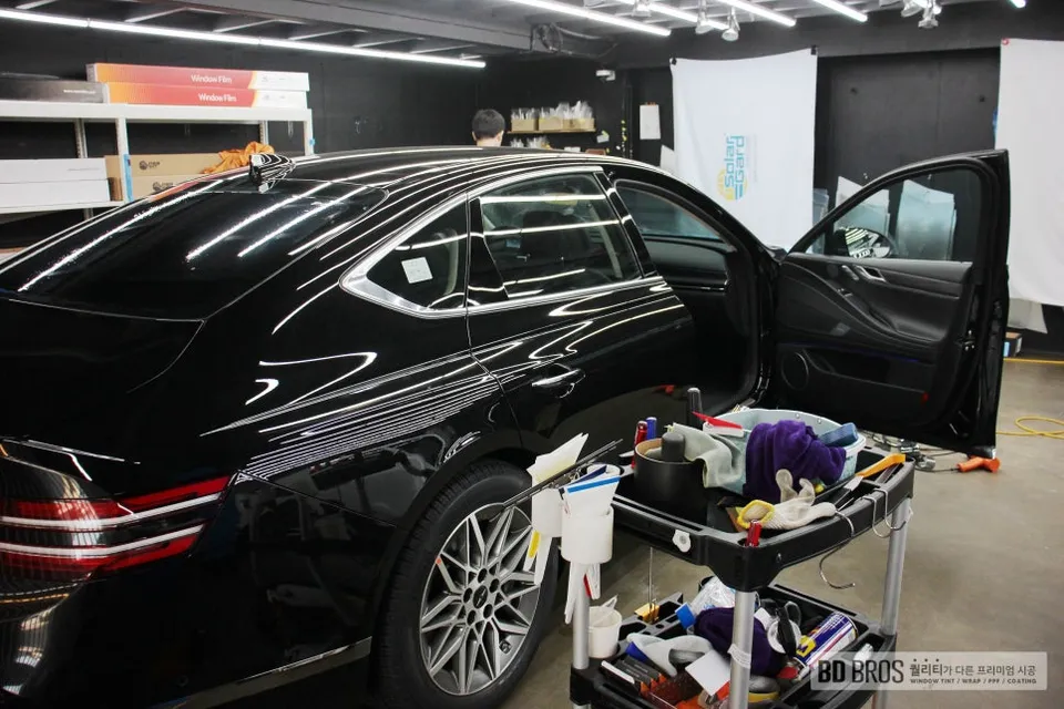 Genesis G80のカーフィルム施工事例｜費用目安・仕上がり 施工写真 2-2