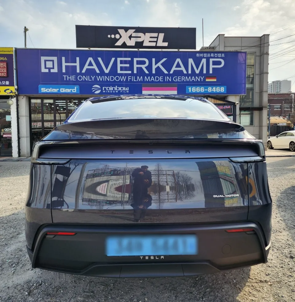 Tesla Model YのPPF施工事例|費用目安と仕上がり 施工写真 3-3