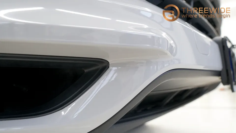 Porsche Cayenneのカーラッピング事例｜クレヨンカラーの変身 施工写真 3-1