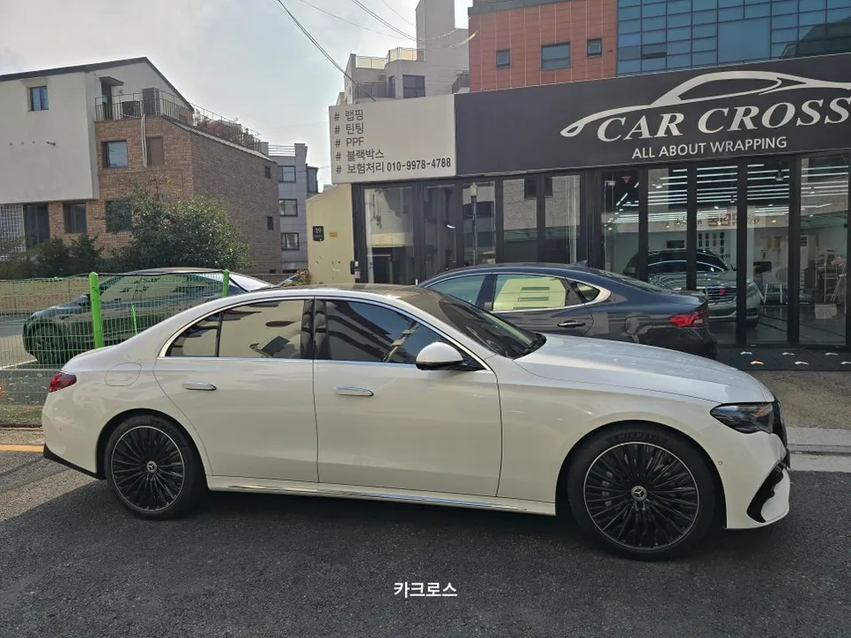 Mercedes-Benz Eクラス PPF施工事例｜費用目安と仕上がり 施工写真 2-1