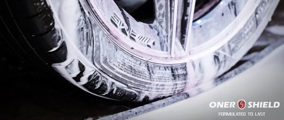 Mercedes-Benz Eクラスのガラスコーティング事例｜韓国での施工 施工写真 1-3