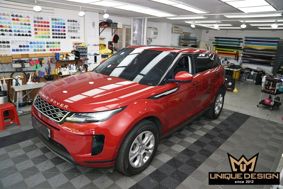 Land Rover Evoqueのカーラッピング事例|費用目安・仕上がり 施工写真 2-1