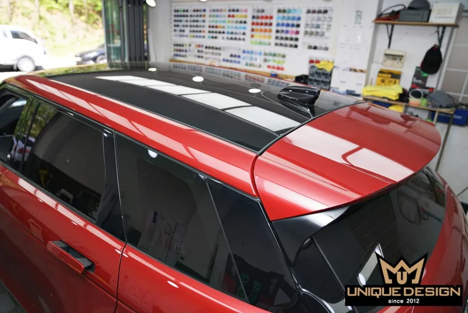 Land Rover Evoqueのカーラッピング事例|費用目安・仕上がり 施工写真 1-2