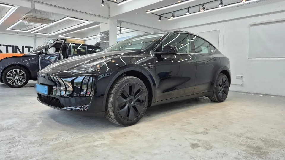 Tesla Model Y PPF施工事例|費用目安・仕上がり 施工写真 1-1