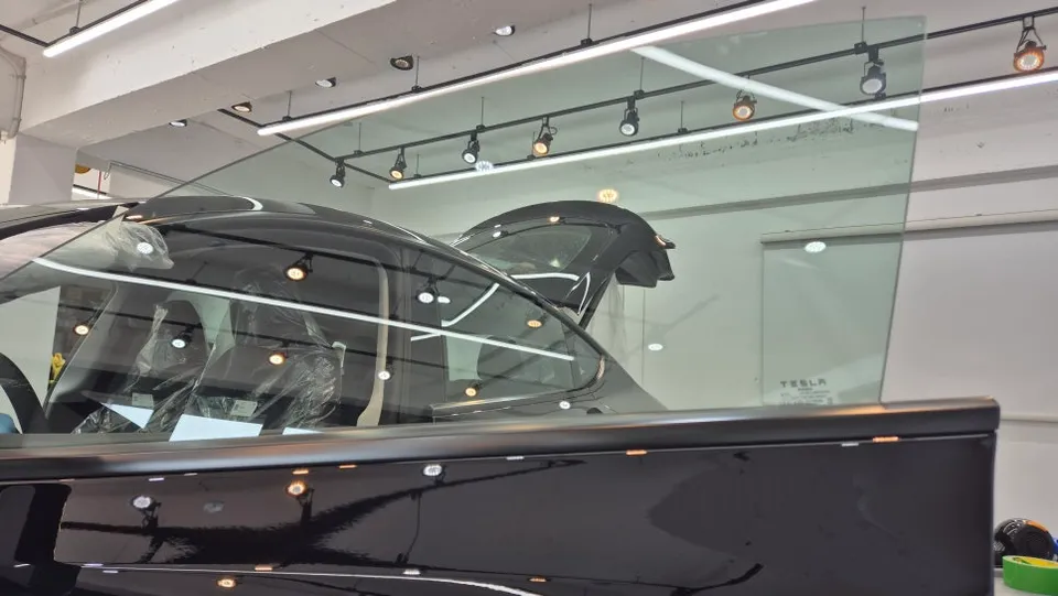 Tesla Model Y PPF施工事例|費用目安・仕上がり 施工写真 2-2