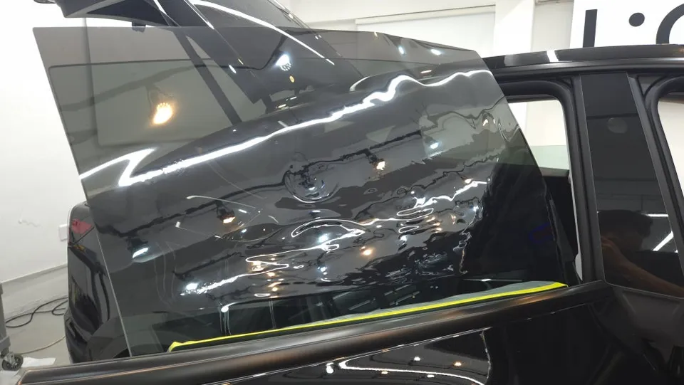 Tesla Model Y PPF施工事例|費用目安・仕上がり 施工写真 3-2