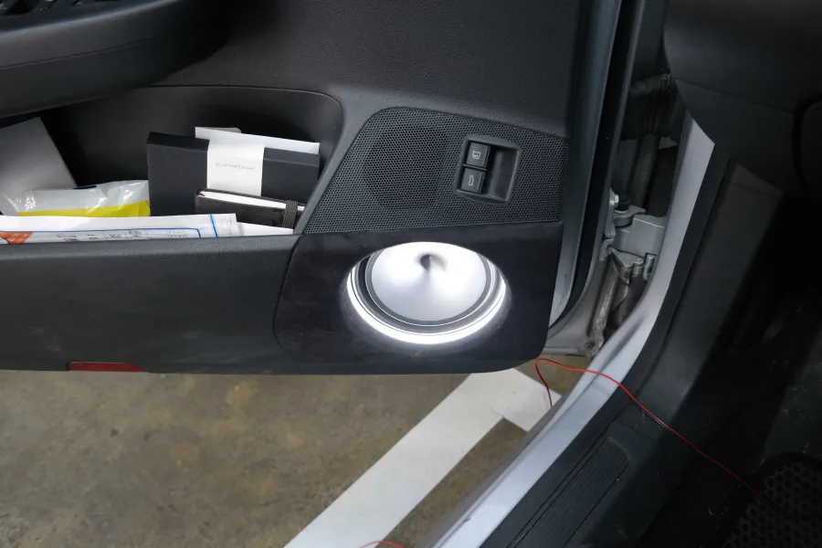 Volkswagen Passat ambient lighting - Volkswagen Passat Ambient Lighting Upgrade Review photo 6