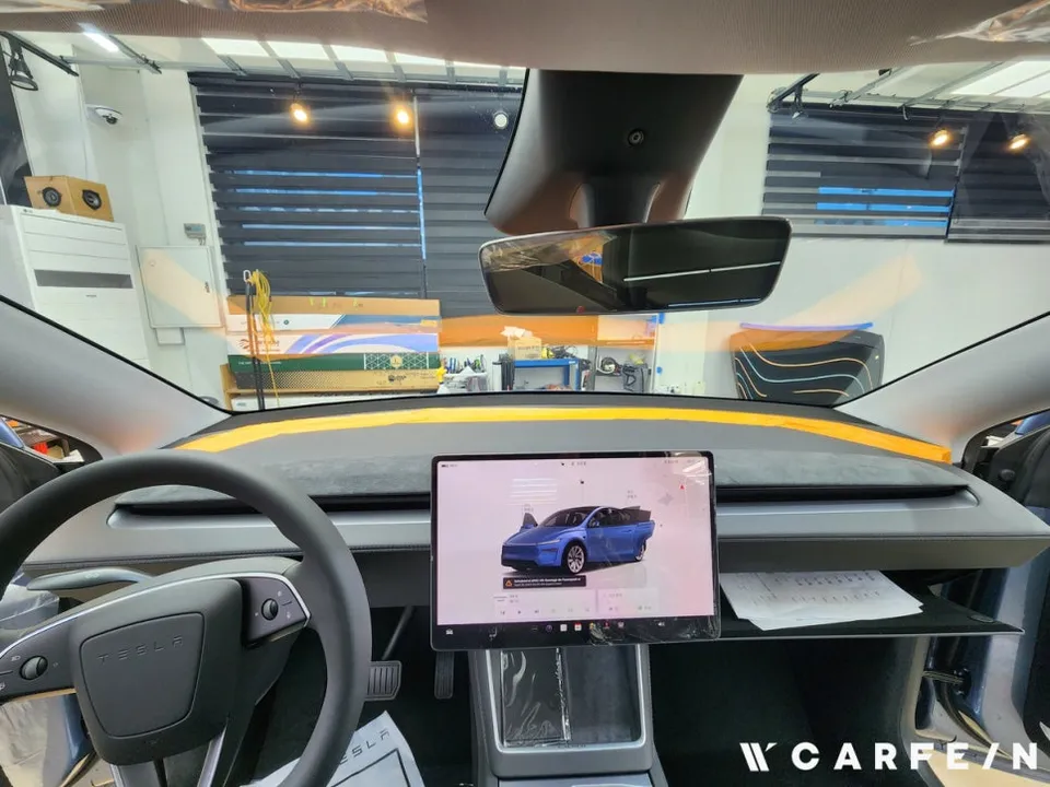 Tesla Juniperのカーフィルム施工事例｜費用目安・仕上がり 施工写真 3