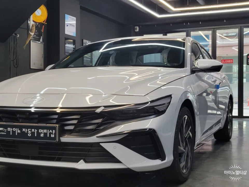 Hyundai Elantra CN7のカーフィルム施工事例｜費用目安・仕上がり 施工写真 2-1