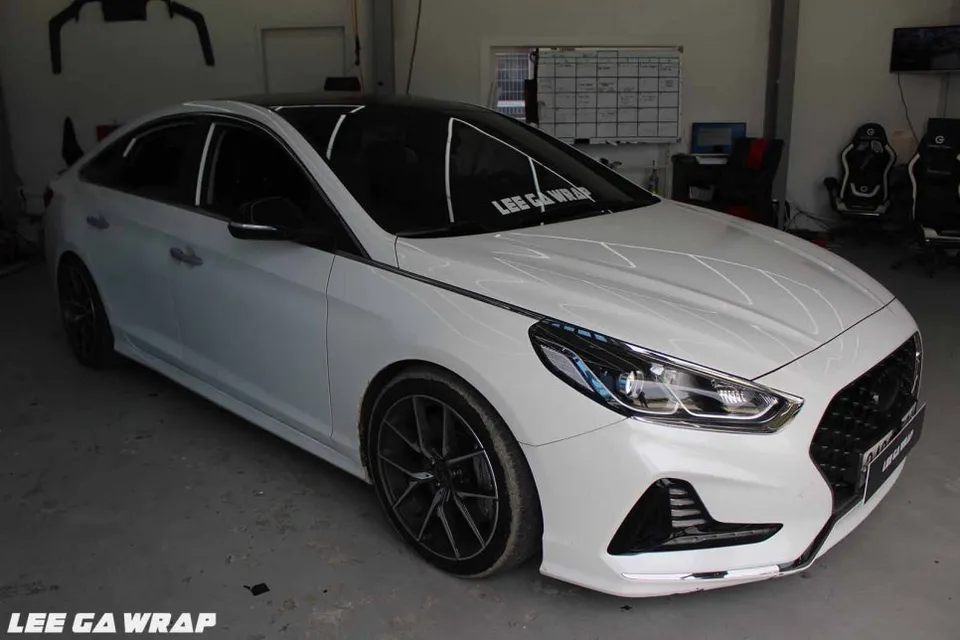 Hyundai Sonata New Rise vinyl wrap - Hyundai Sonata New Rise Vinyl Wrap Installation Review — Cost photo 3