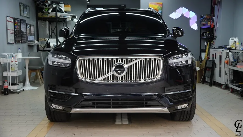 Volvo XC90のガラスコーティング事例｜費用目安・仕上がり 施工写真 1-1